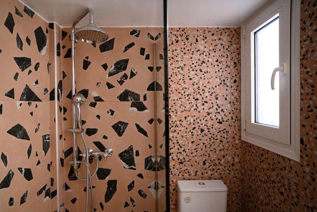 Bluexenia 1 Bedroom Retro Luxury Атина Екстериор снимка